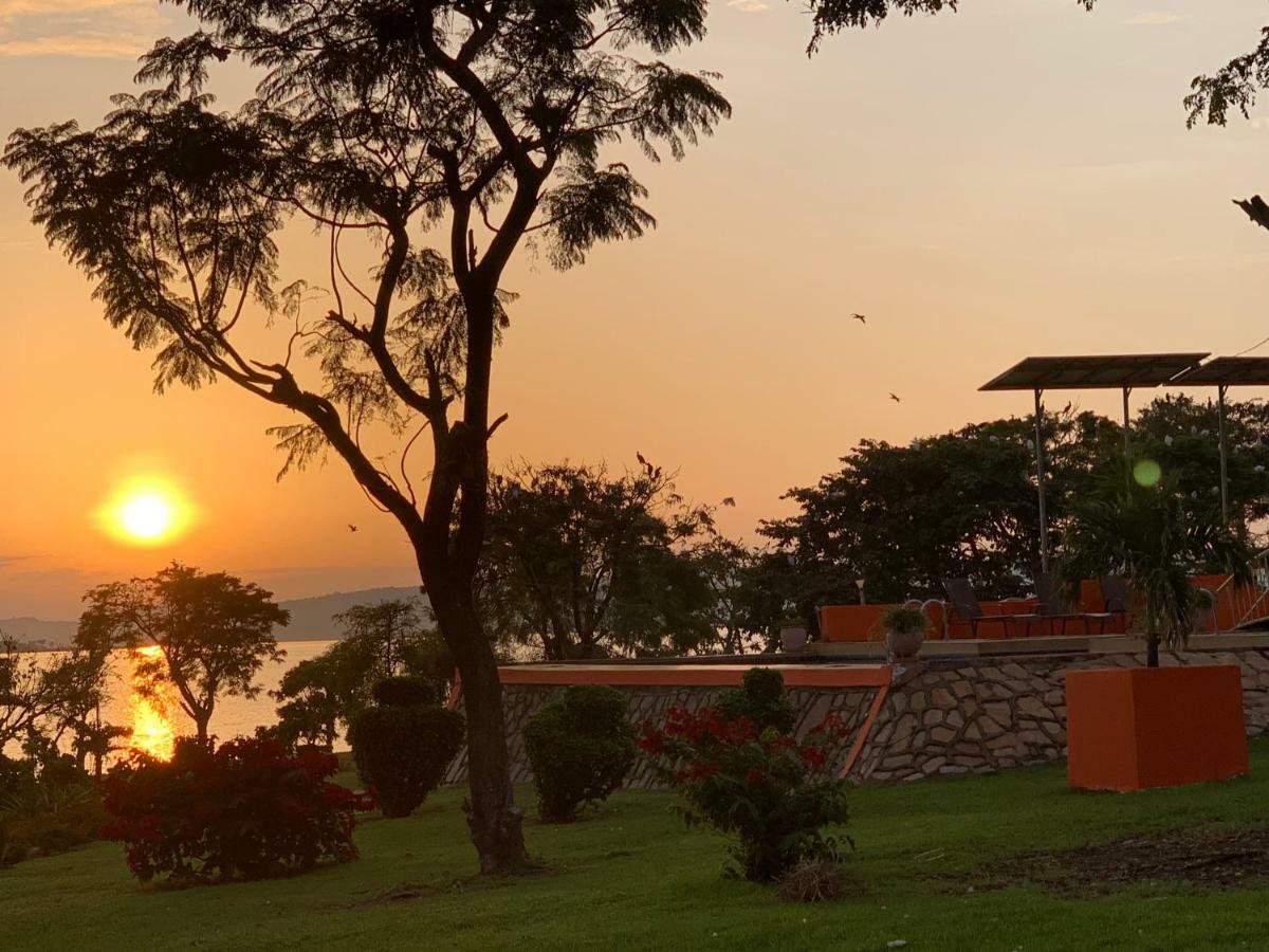 Vila Samuka Island Retreat Jinja Exteriér fotografie
